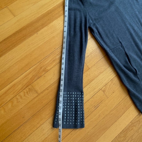 Nic & Zoe gray knit tunic,  small - Picture 7 of 11